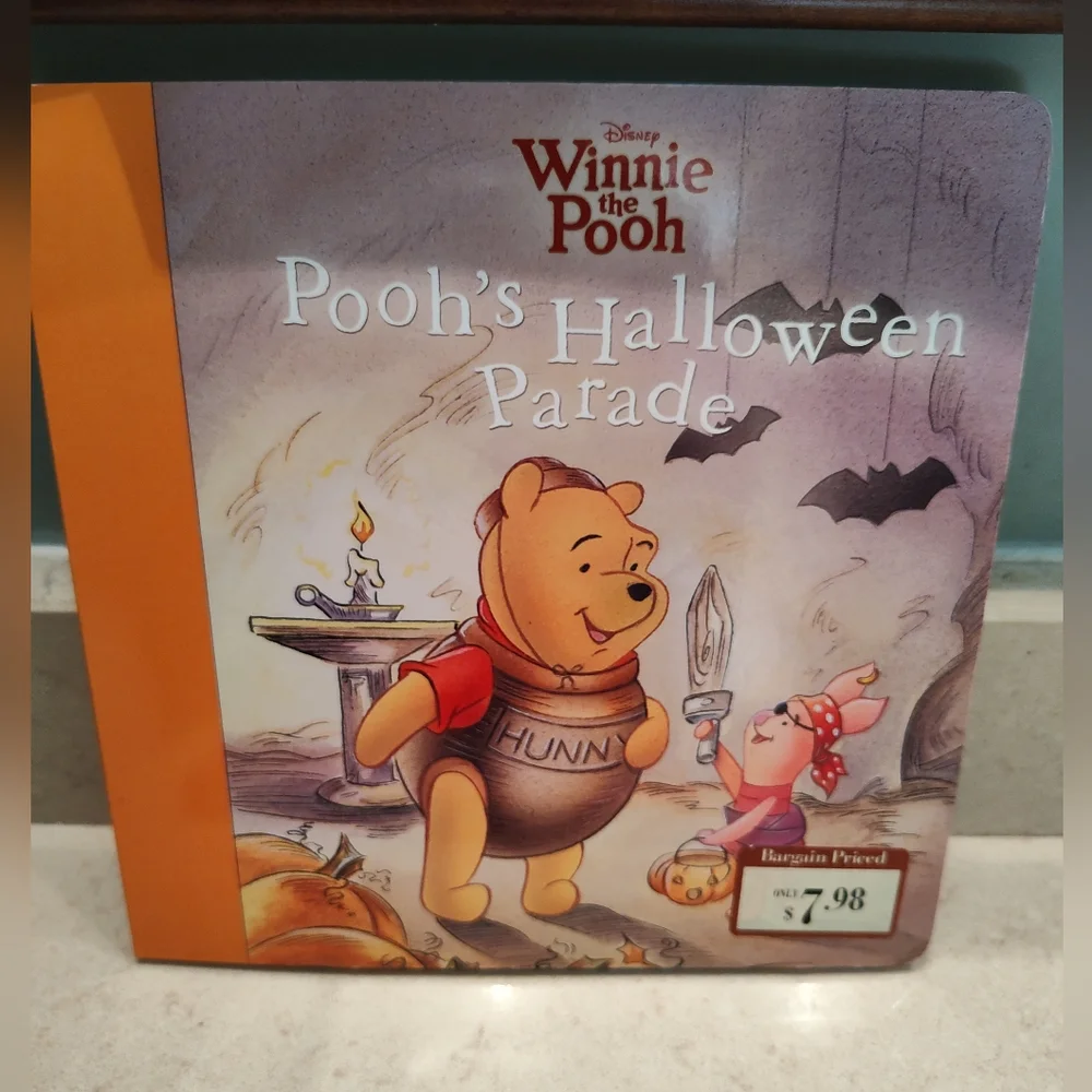 NEW Winnie the Pooh Halloween Large Board Book Set